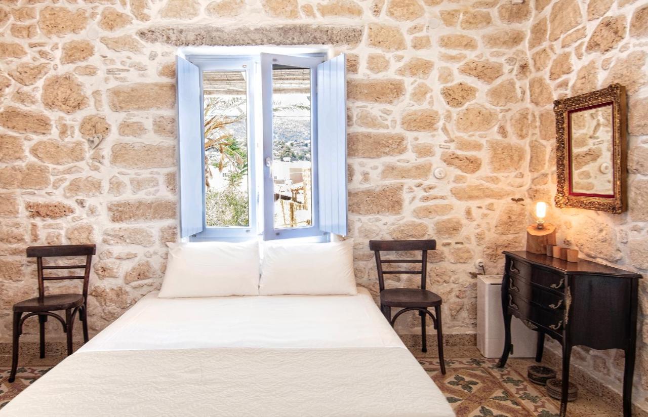Terra E Sole Spa Suite Aegina Vathí Buitenkant foto