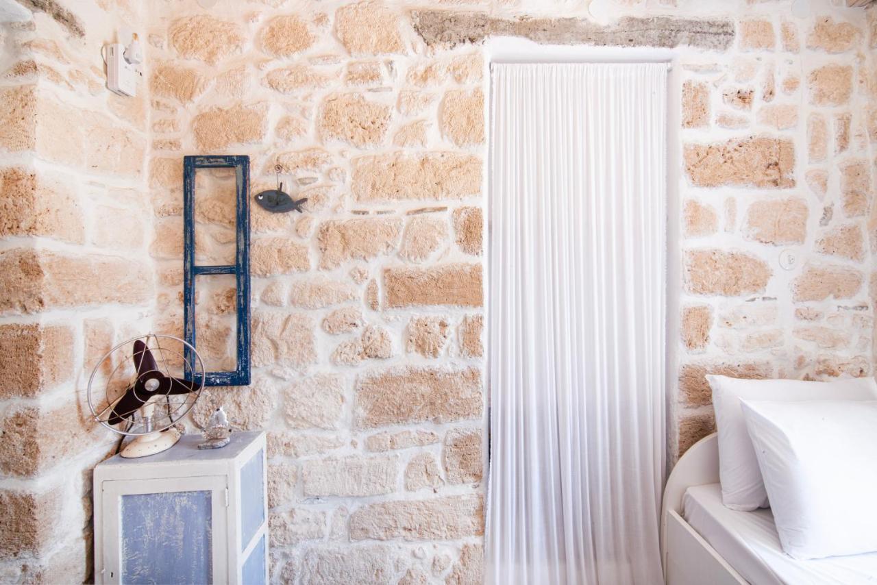 Terra E Sole Spa Suite Aegina Vathí Buitenkant foto